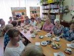 Участники клуба Собеседница в библиотеке Ермаковского ЦД