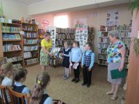 Награждение читающих детей в библиотеке Ермаковского ЦД