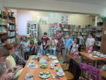 Танец -конкурс на семейном празднике в библиотеке Ермаково