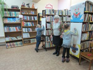 Конкурс портретов мамы в библиотеке Ермаковского ЦД