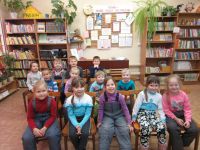 Дошкольники в День зимующих птиц в библиотеке Ермаковского центра досуга