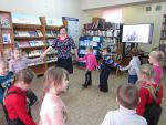 Праздничная игровая программа к новому году для детей детского сада в библиотеке Ермаковского центра досуга